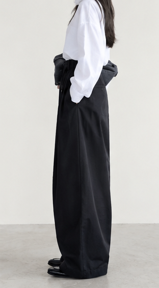 Black high-waisted wide-leg slimming cargo pants